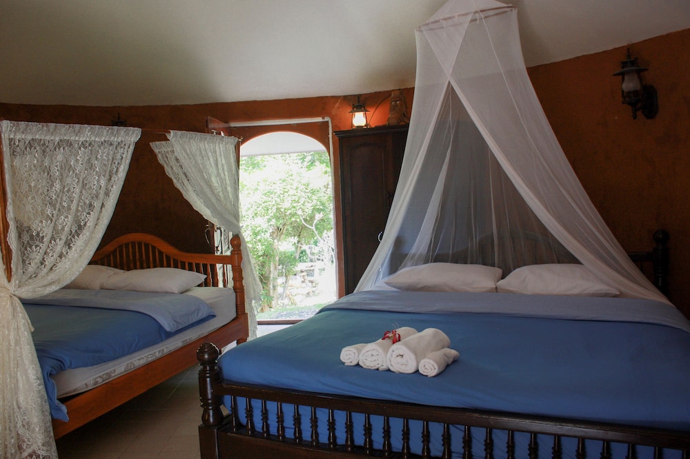 Baandin Huaiphung Resort 6/18