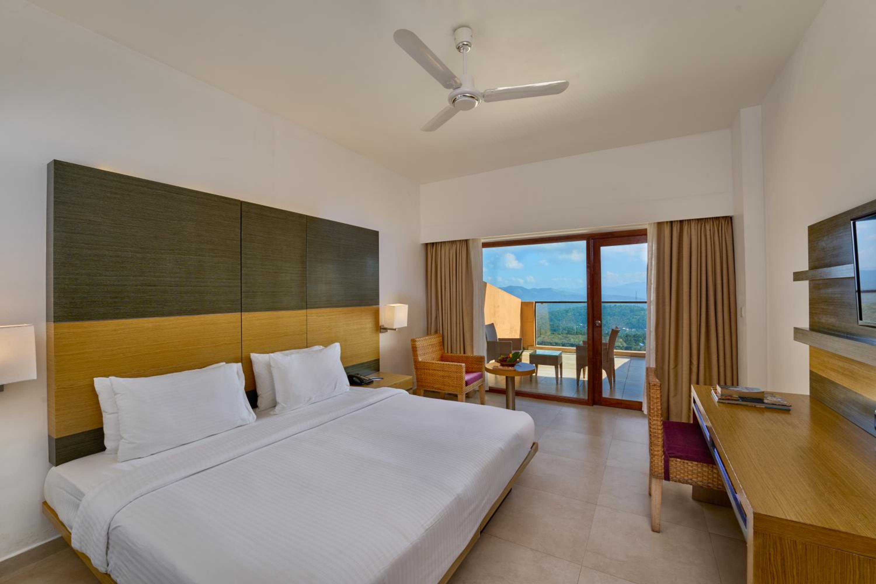 Select, Club Select, Double Bed