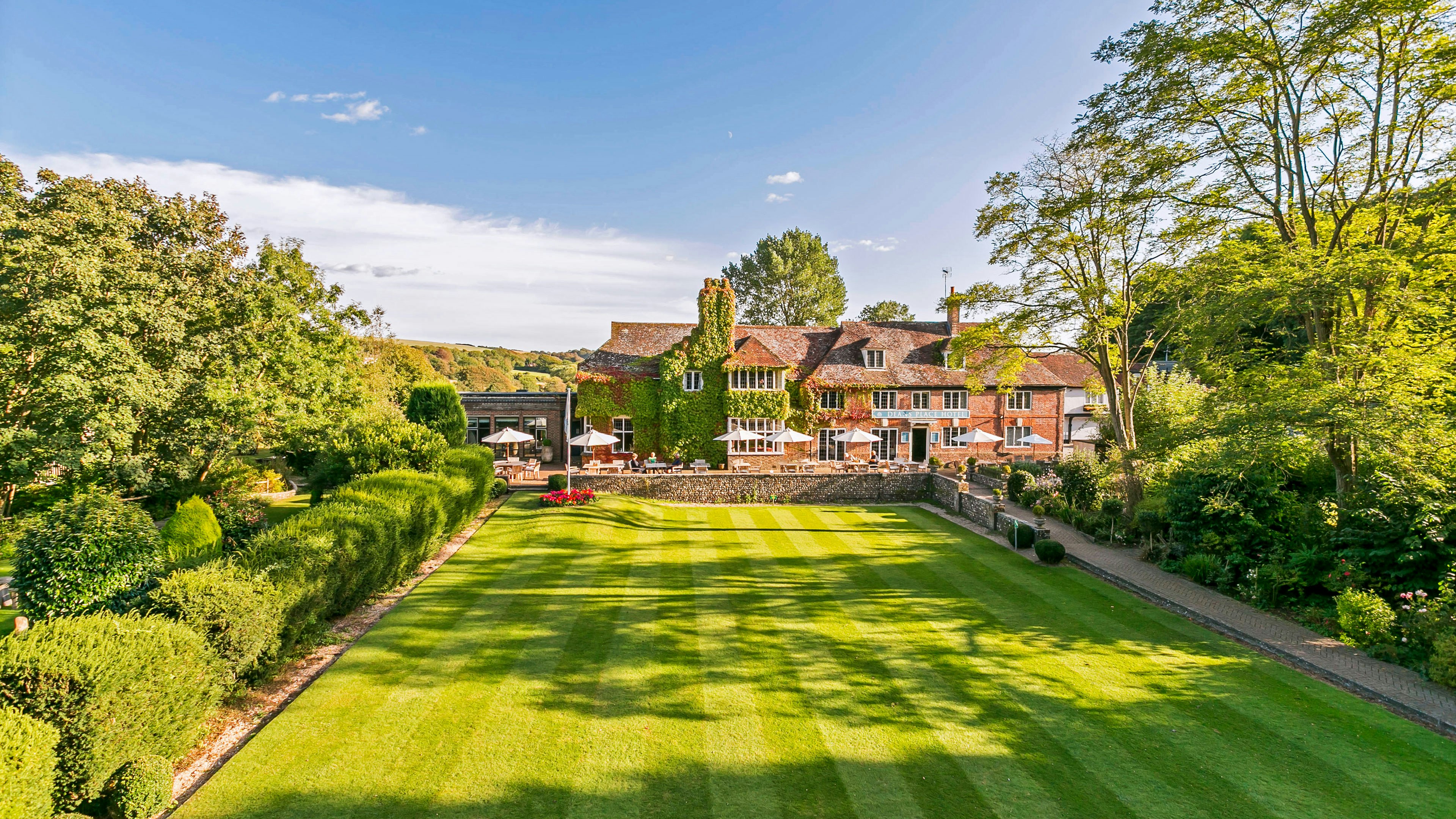 Deans Place 48/52