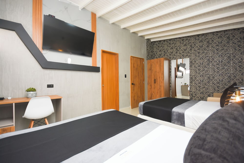 Naiot Hotel Boutique 14/38
