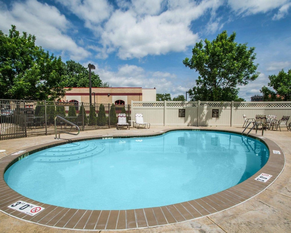 Quality Inn Suites Nj State Capital Area 3/32
