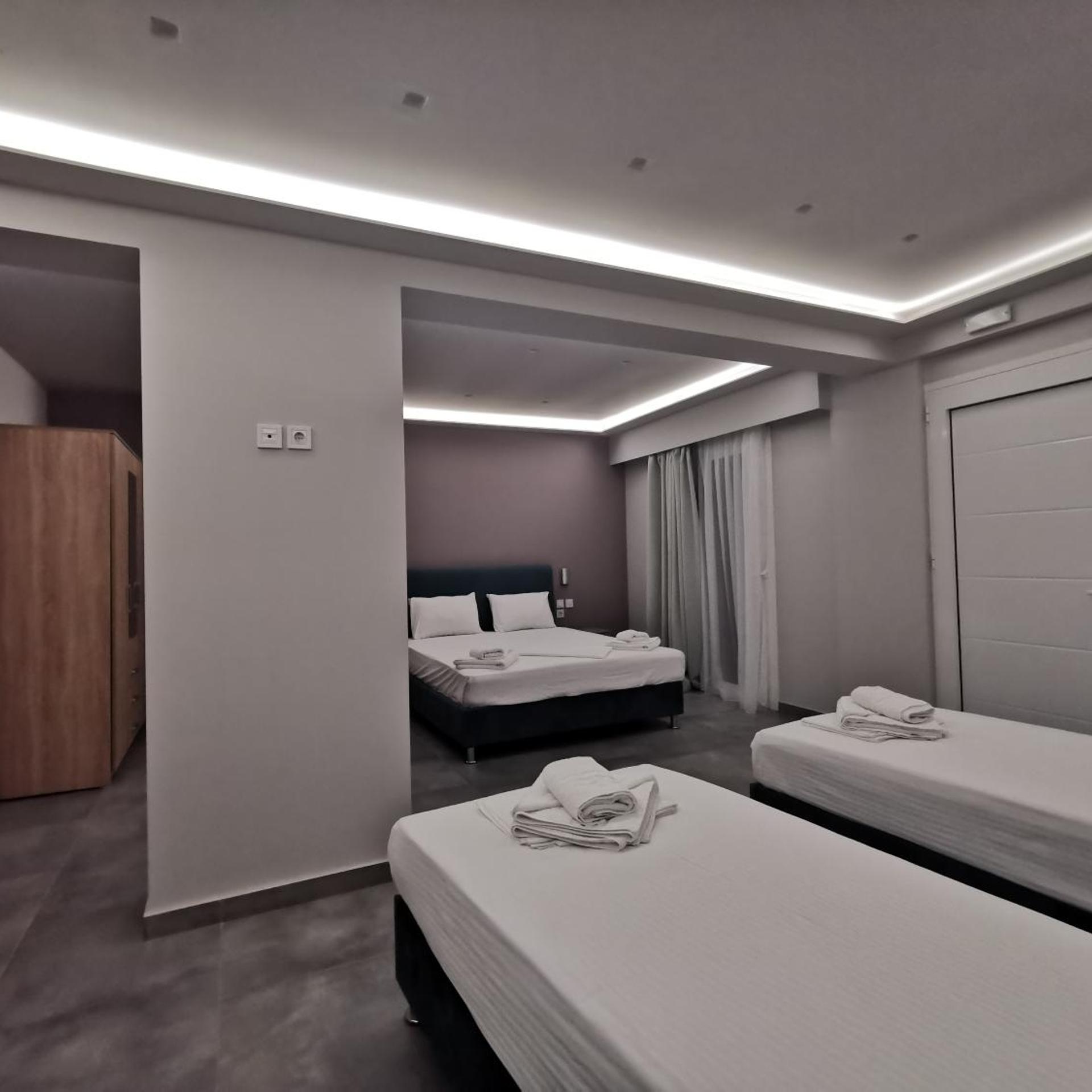 Three Island View Hotel 22/103