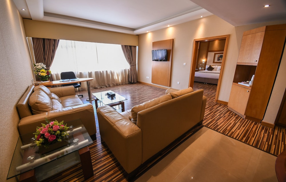 The Juffair Grand Hotel 27/62