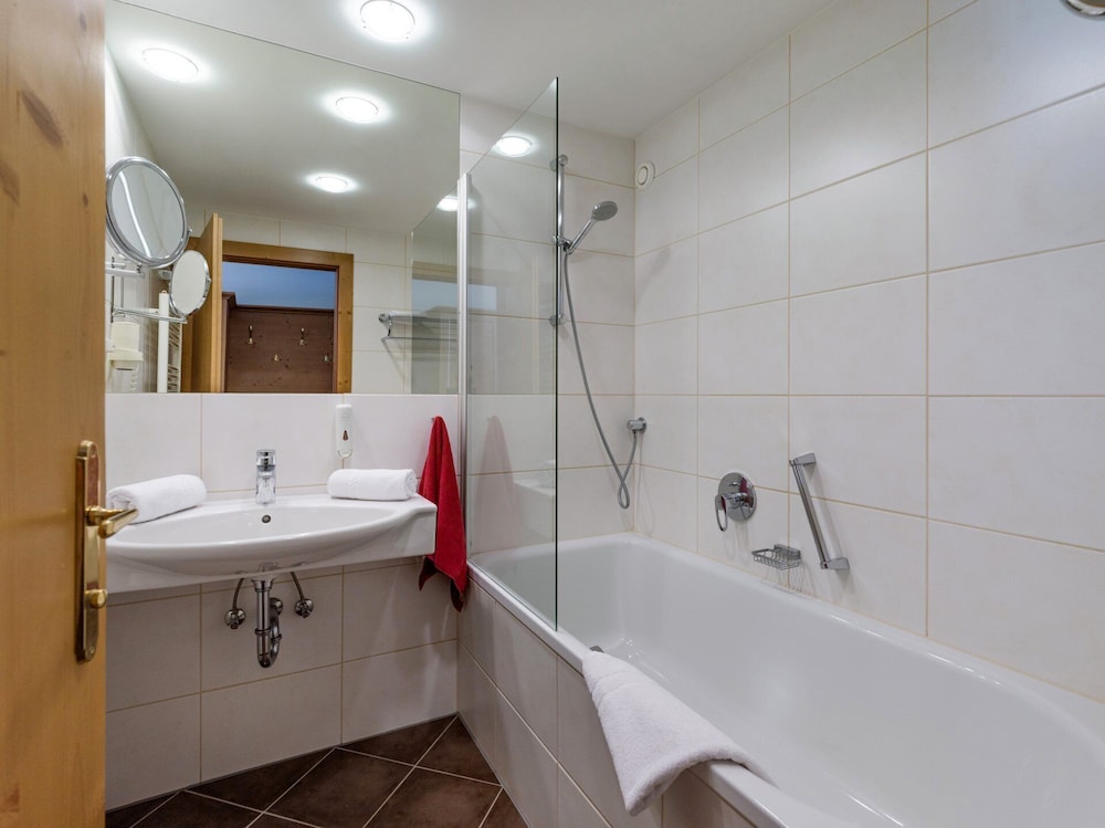 HARMONY HOTEL HARFENWIRT 38/38