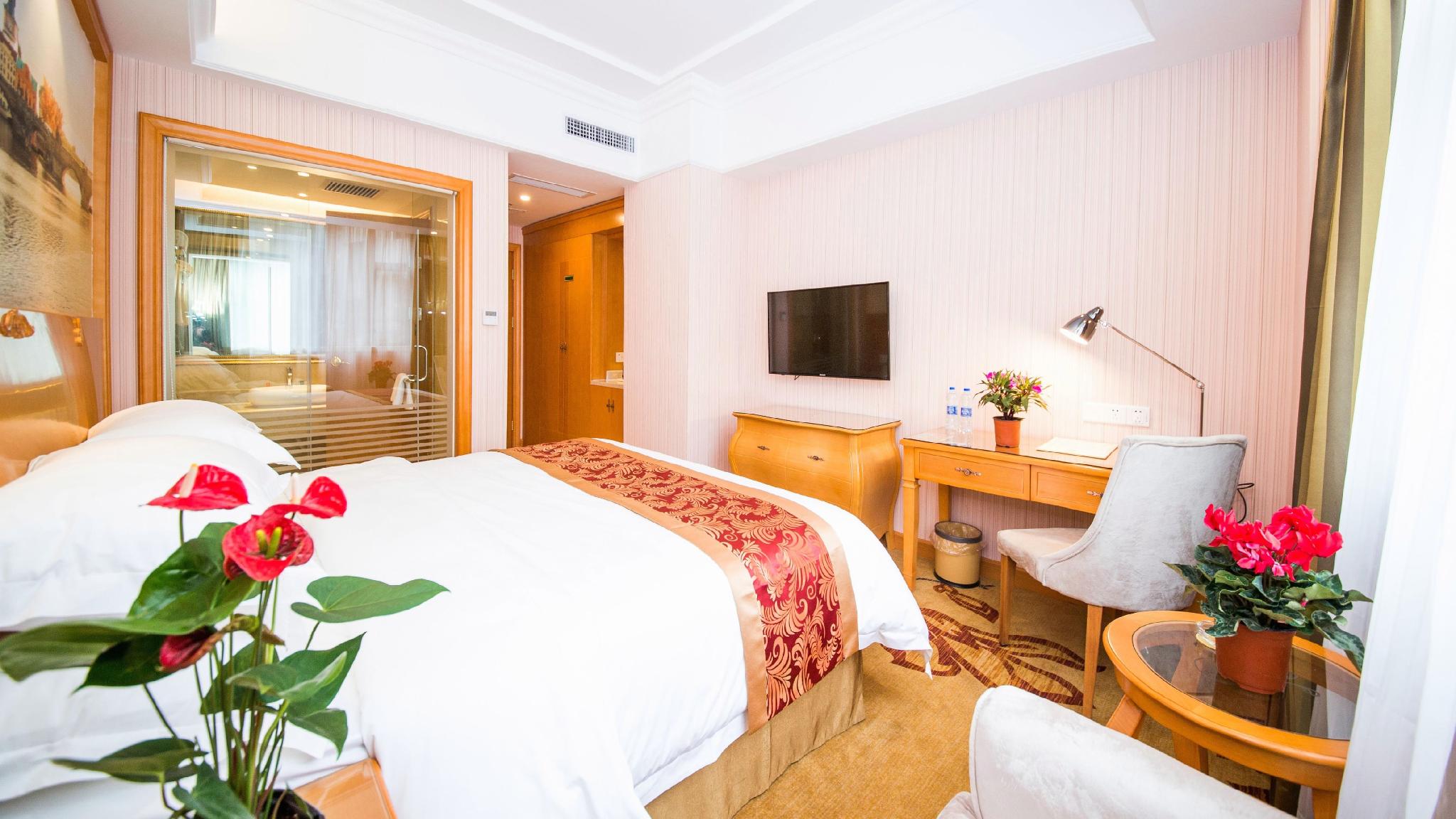Vienna Hotel (Wuhan Lingjiaohu Wanda Metro Station) 37/54