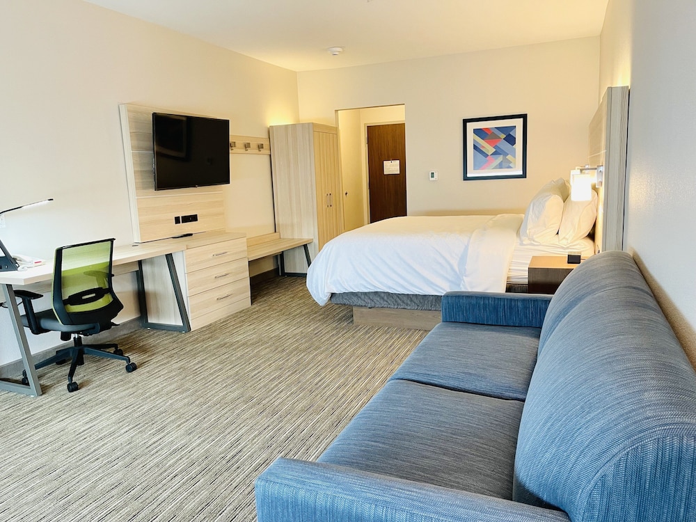 Holiday Inn Express and Suites Blythe 15/43