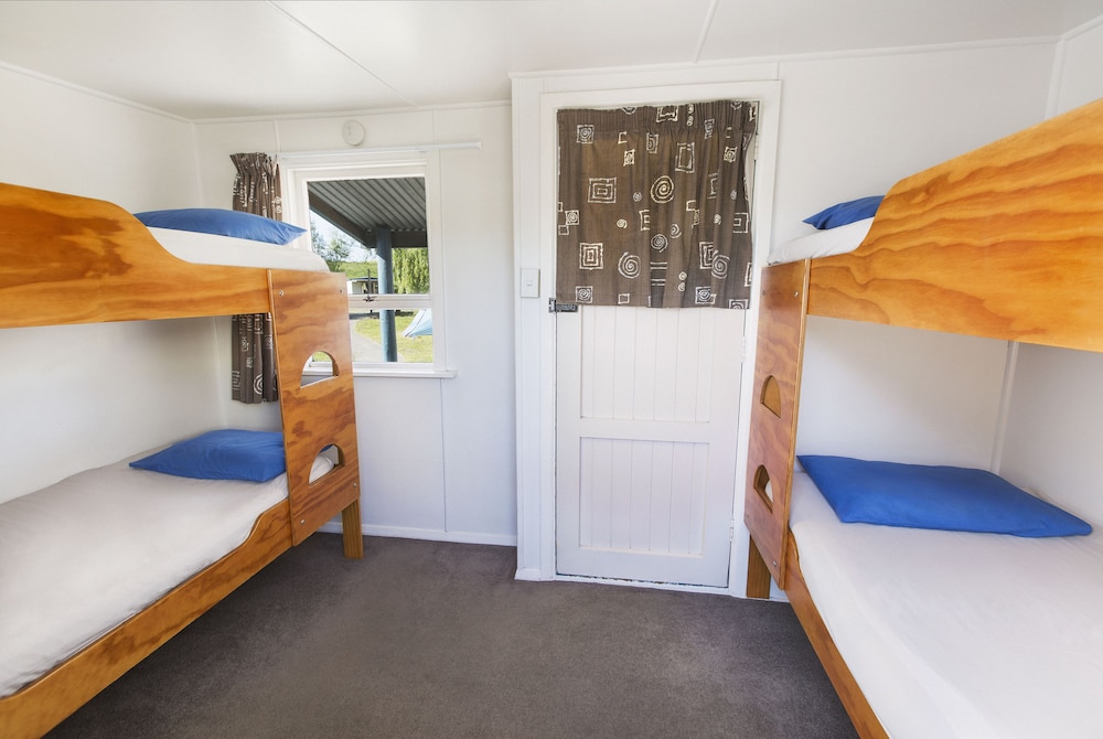 North South Holiday Park 36/72