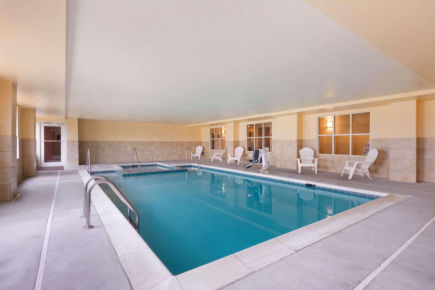 Country Inn & Suites by Radisson, Wytheville, VA 7/12