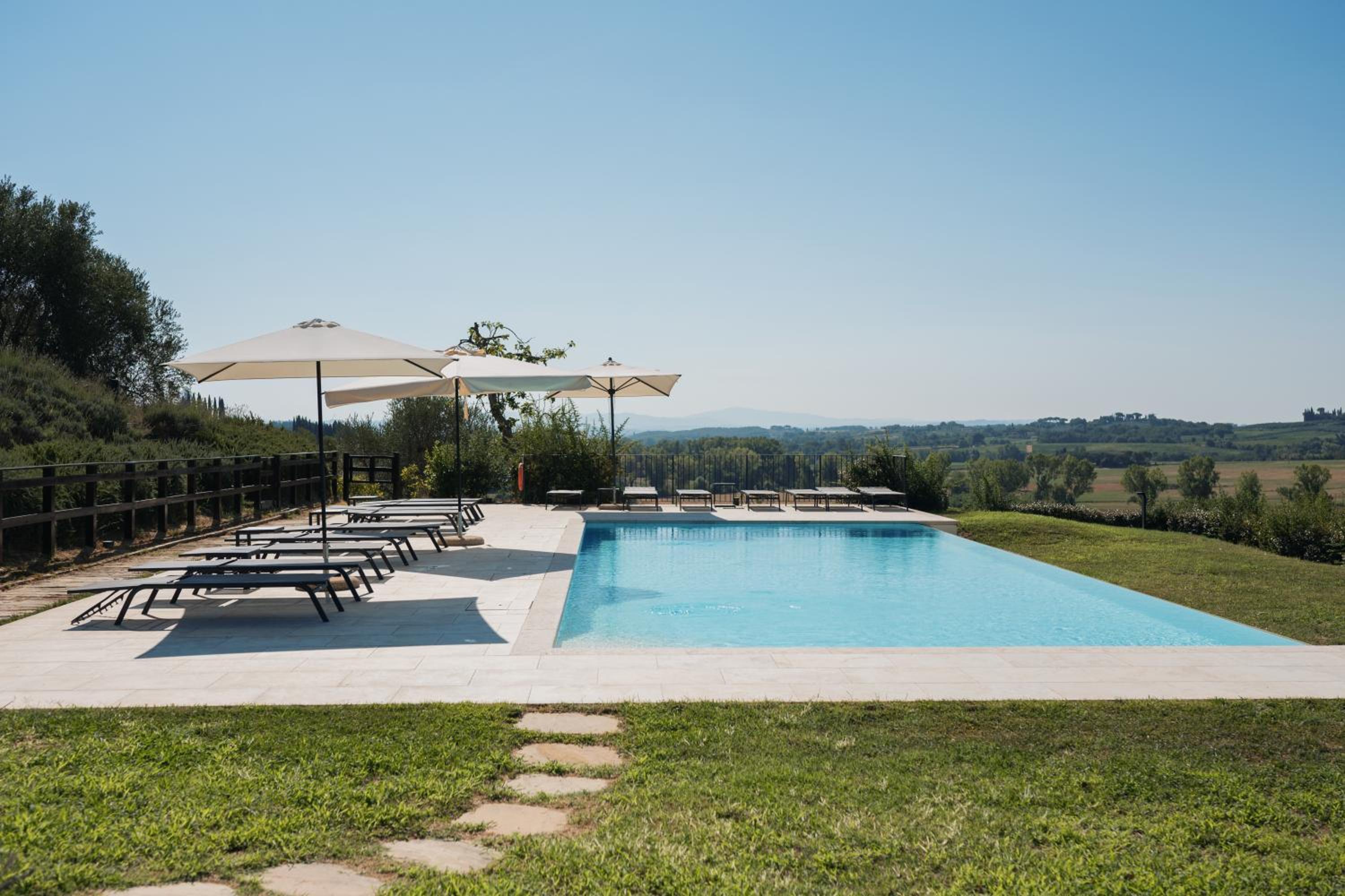 Terra Antica Tuscany Living 13/18
