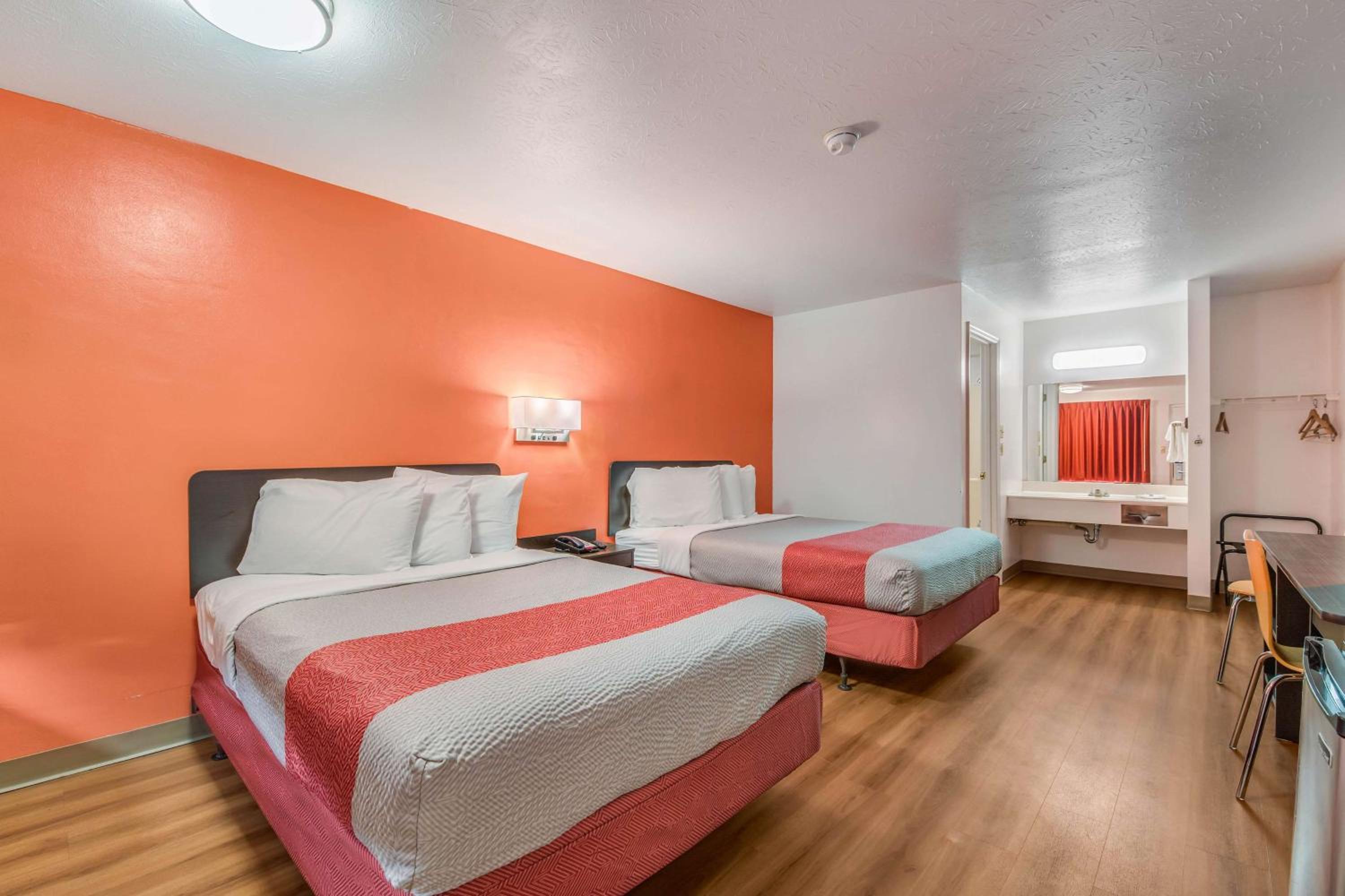 غرفة ديلوكس رباعية، Motel6 Attalla AL 3/10