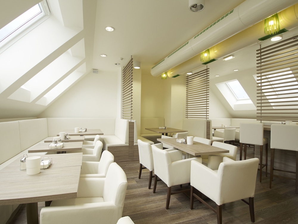 Smart Hotel Schonbrunn 57/63