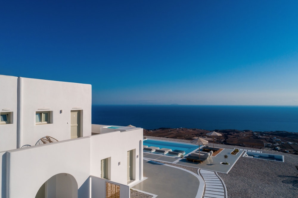 Terra Blanca Suites 60/63