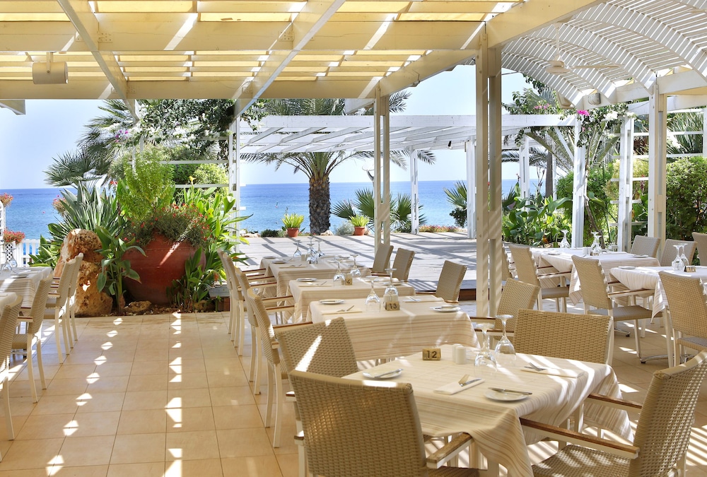 Sunrise Beach Hotel 29/45