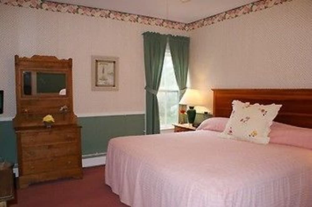 Echo Lake Inn 30/71