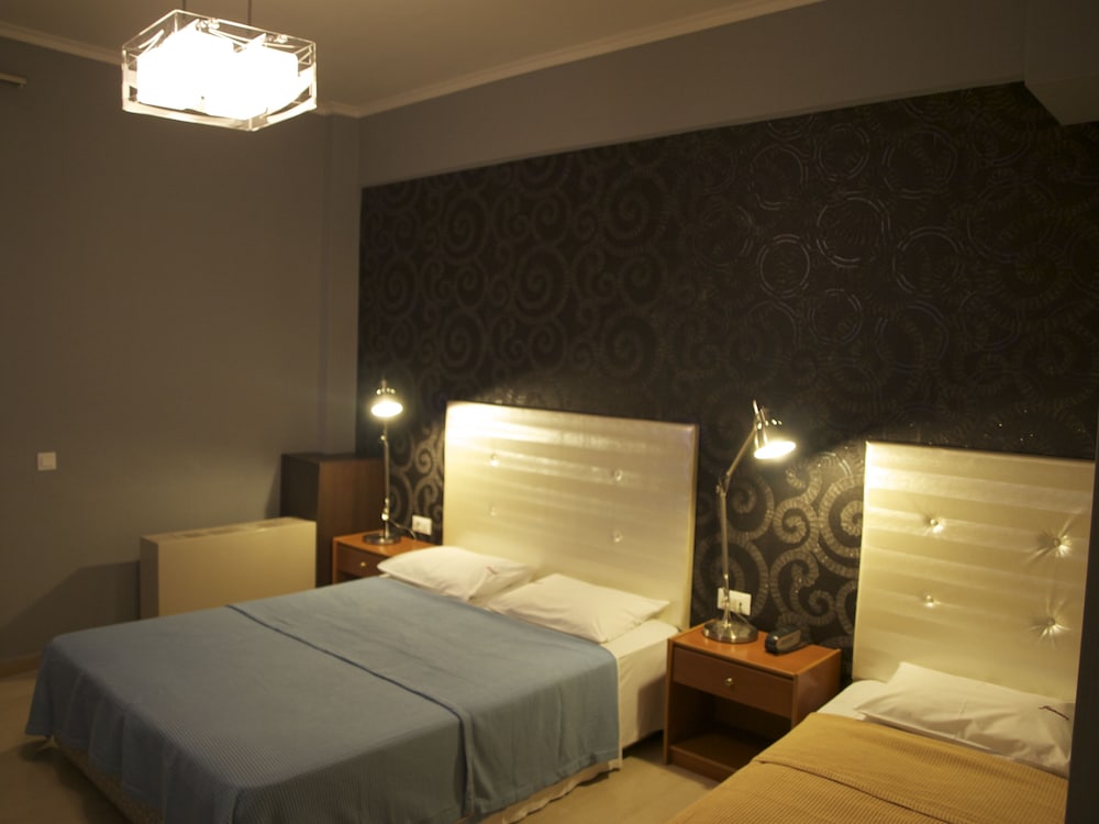 Fanari Hotel 11/40