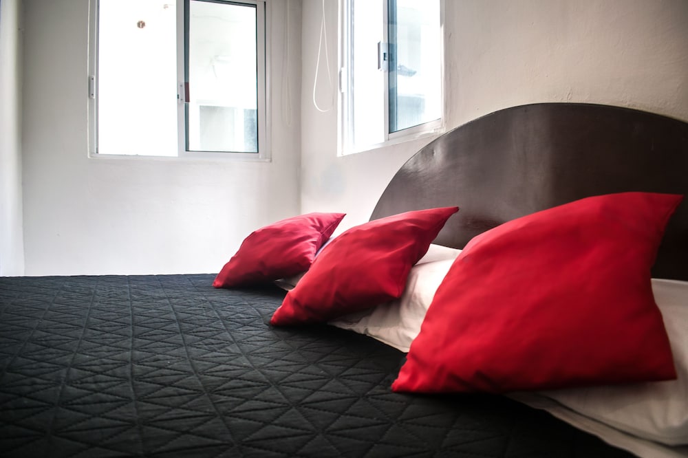 Hotel Cupules 40/53