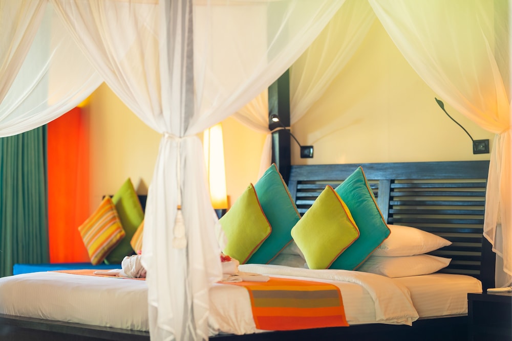 Canareef Resort Maldives 22/65