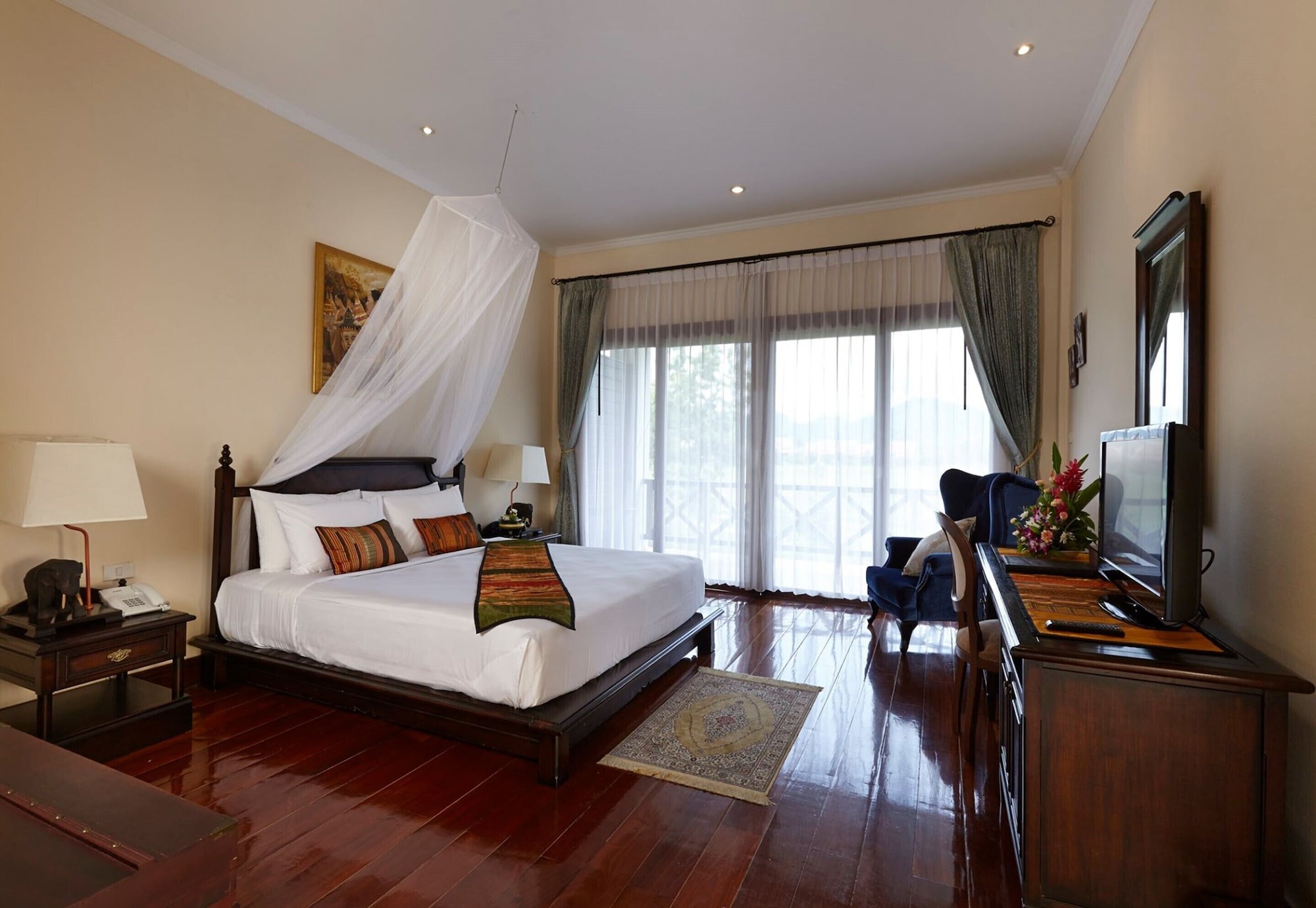 HONEYMOON, VILLA