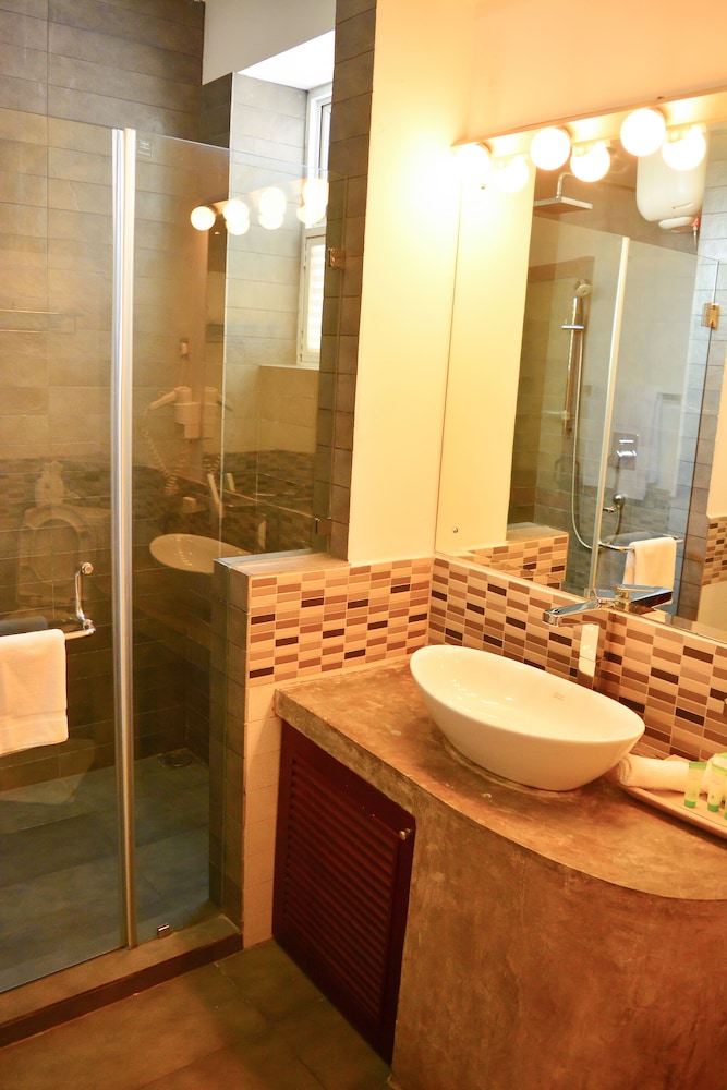 Unique Towers Luxury Boutique Suites 32/76