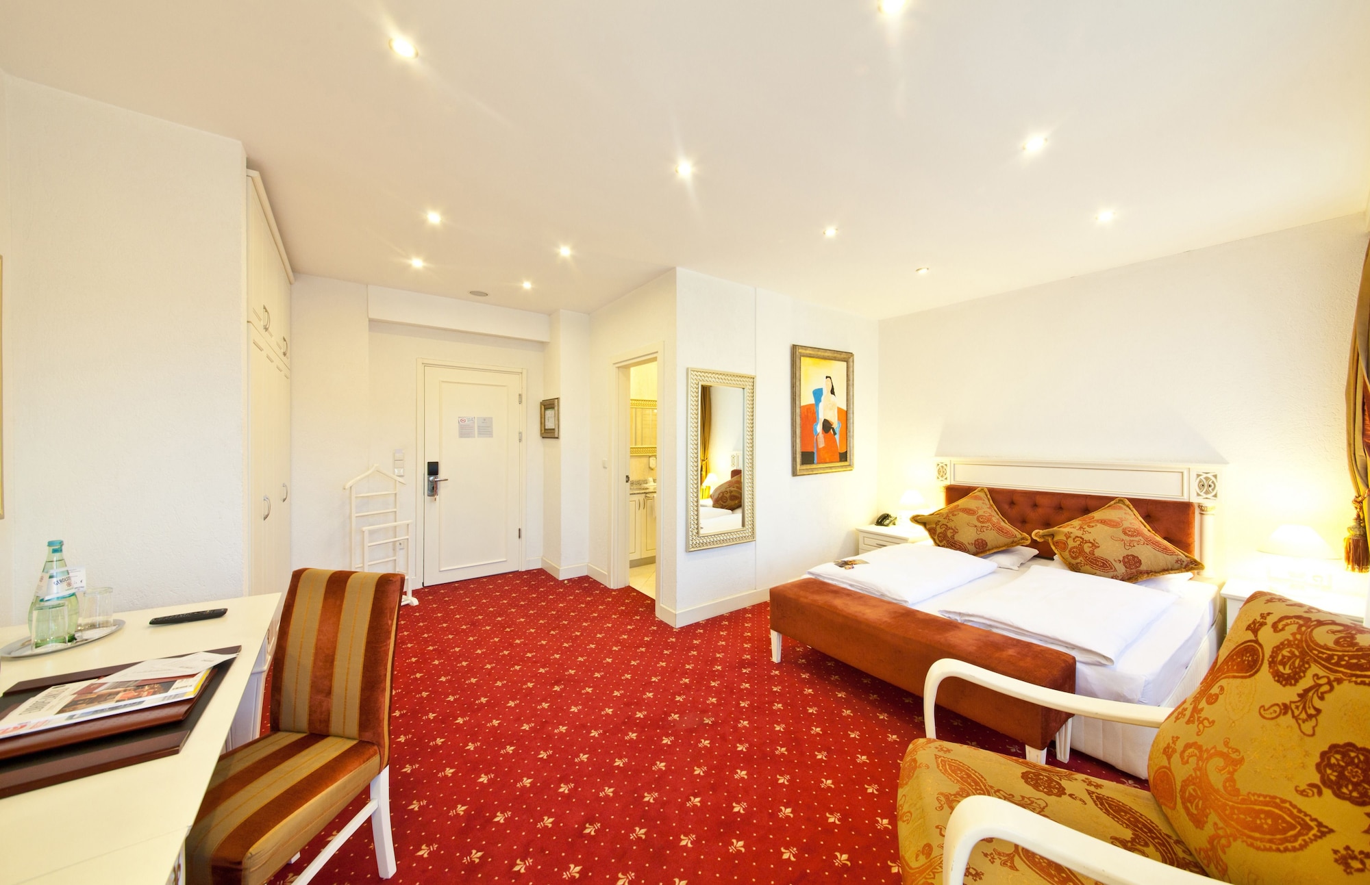 SUPERIOR, DOUBLE BED