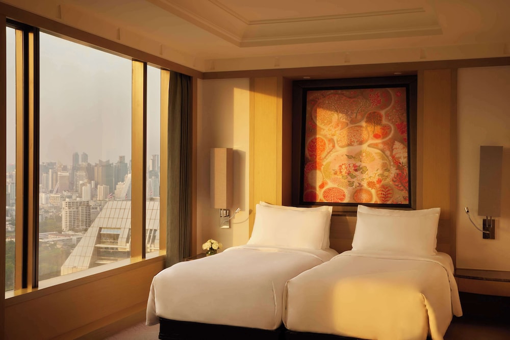 PANORAMA CLUB CITY VIEW