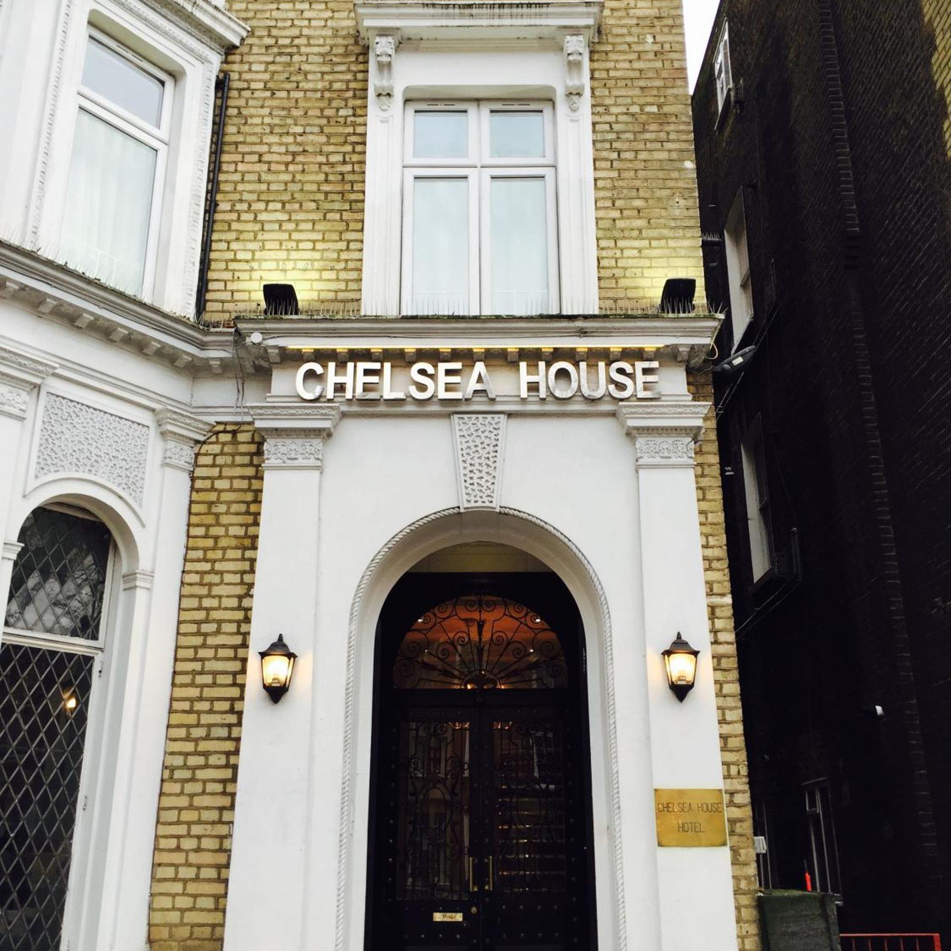 Chelsea House 2/37