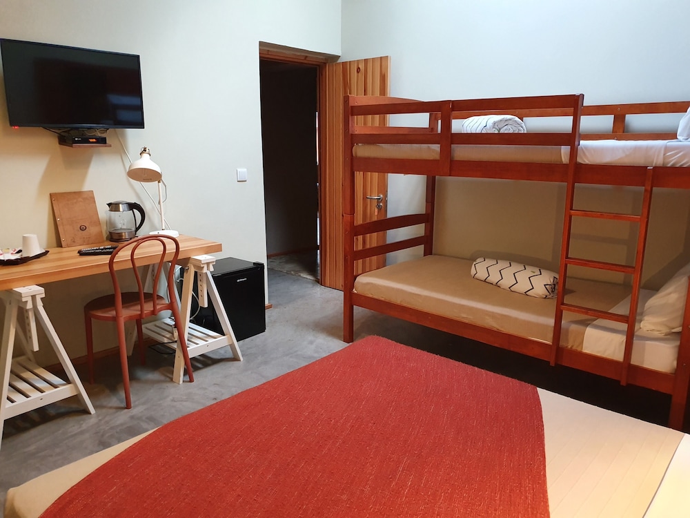 Liv Inn Guest House 18/46