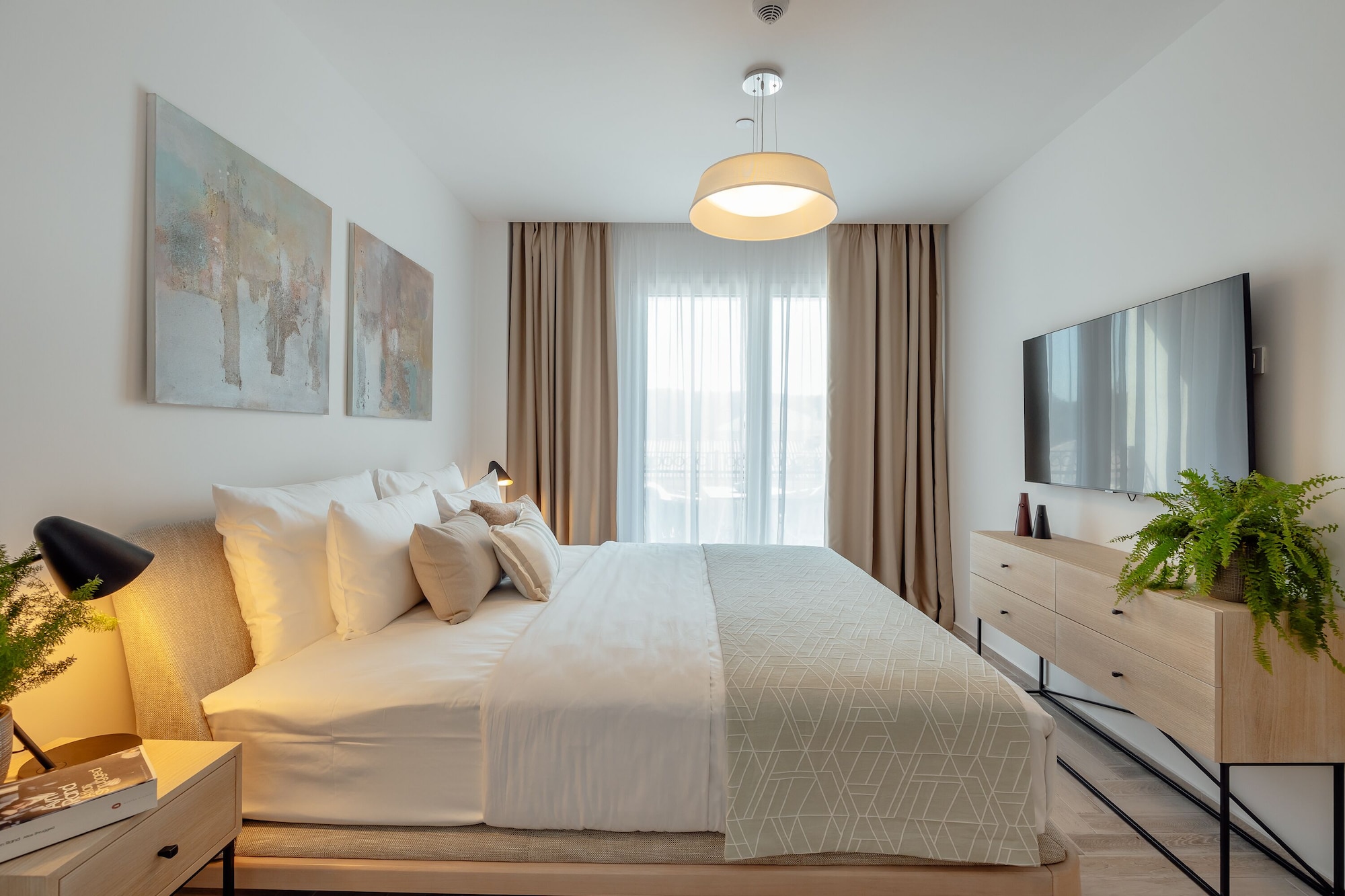 1 Bedroom, Apartment, King Bed, Street View, Sofa, Resident Building