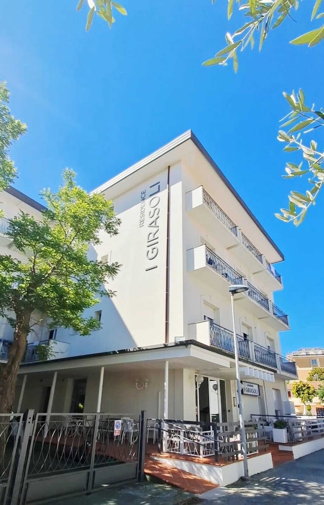 Residence I Girasoli 4/63