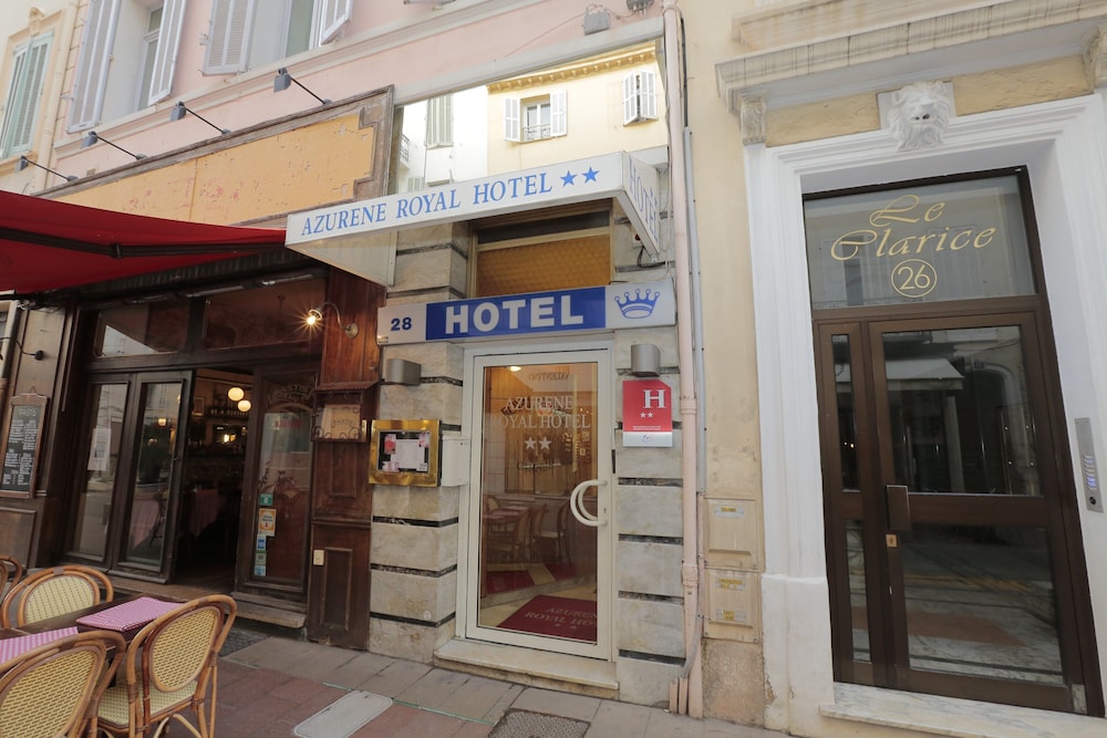 Azurene Royal Hotel 2/67