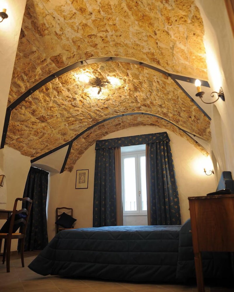 Palazzo Cestari Hotel 37/70