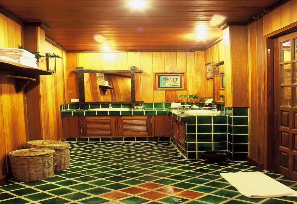 Banpu Koh Chang Hotel 25/69