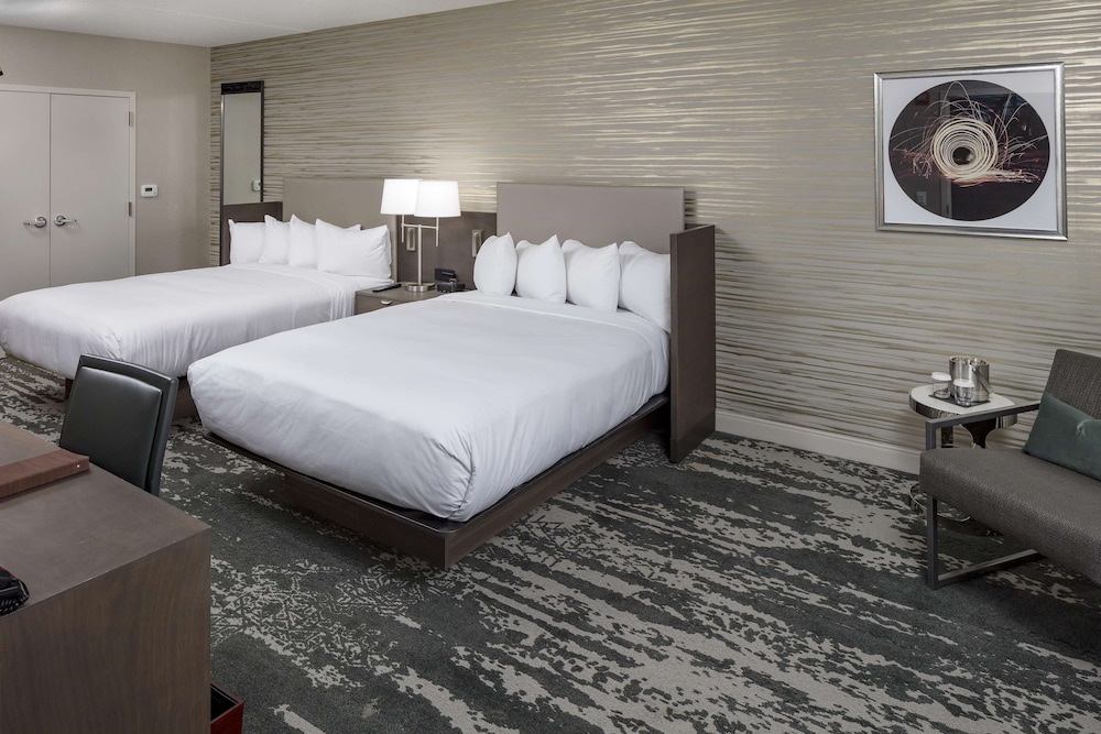 Doubletree By Hilton Boston Logan Airport Chelsea 17/48