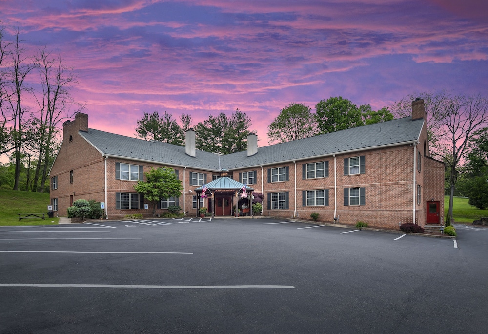 Brandywine River Hotel 3/35