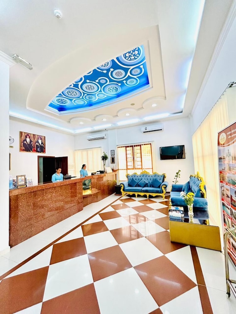 Al Ayjah Plaza Hotel 9/48