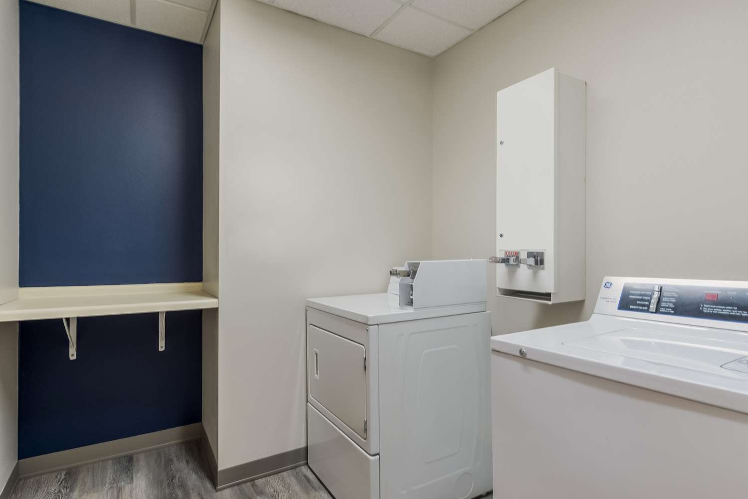 SureStay Plus Hotel by Best Western Highland Poughkeepsie 34/38