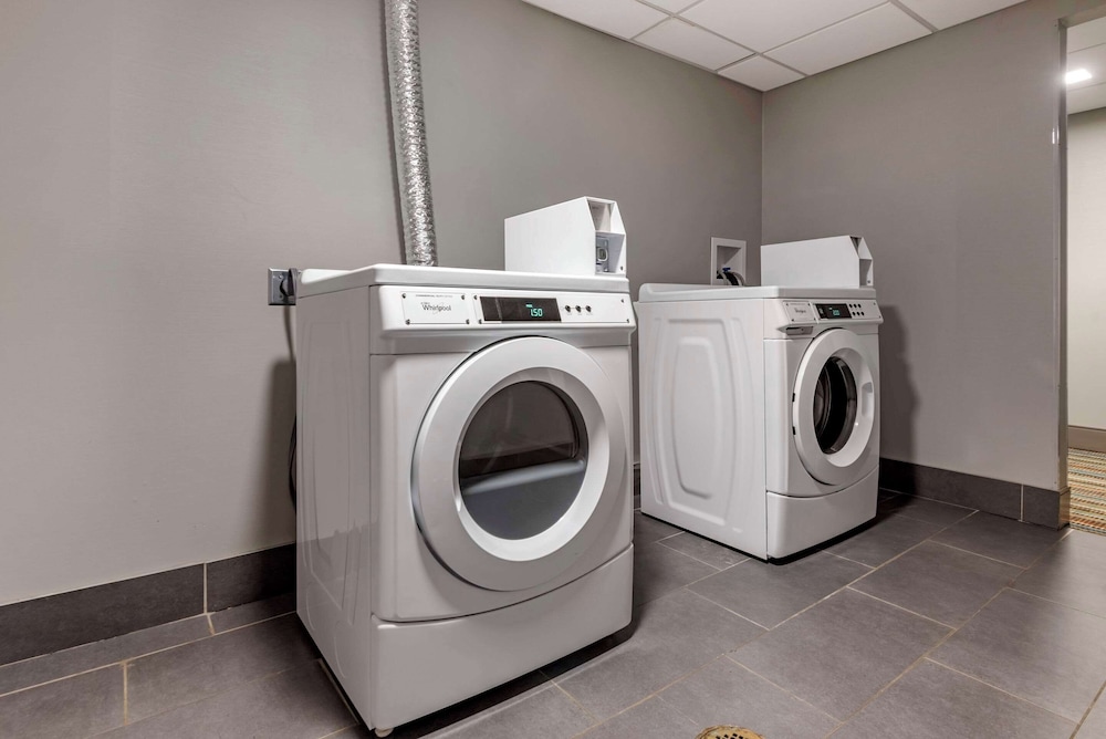 Comfort Inn & Suites Liverpool - Syracuse North 19/41