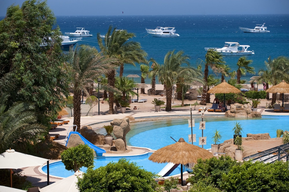 Lotus Bay Resort 38/43