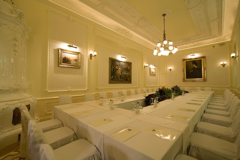 Boutique Hotel Victoria Budapest 40/44