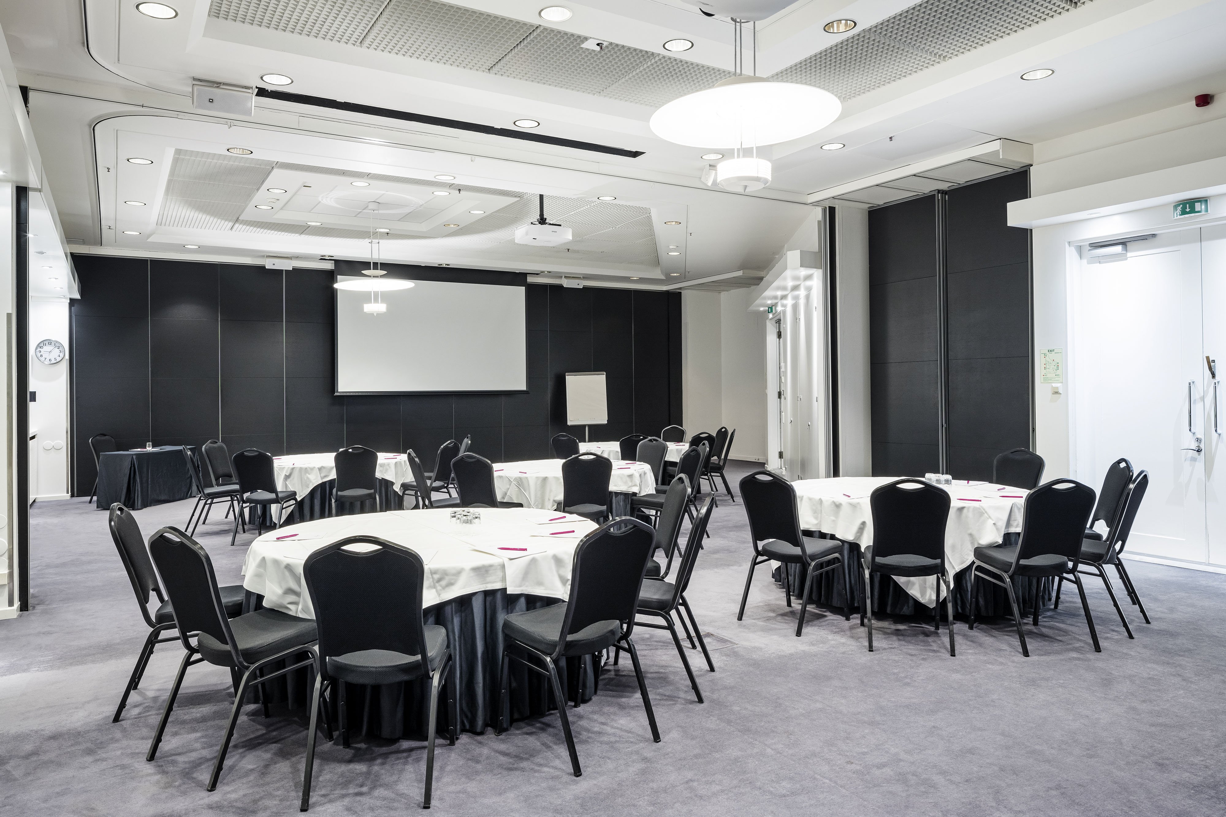 Crowne Plaza Helsinki Hesperia 63/74