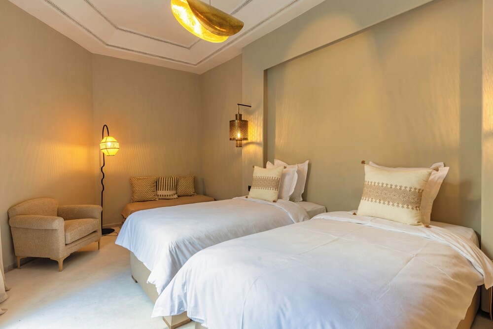Riad XO Amira Victoria 26/50