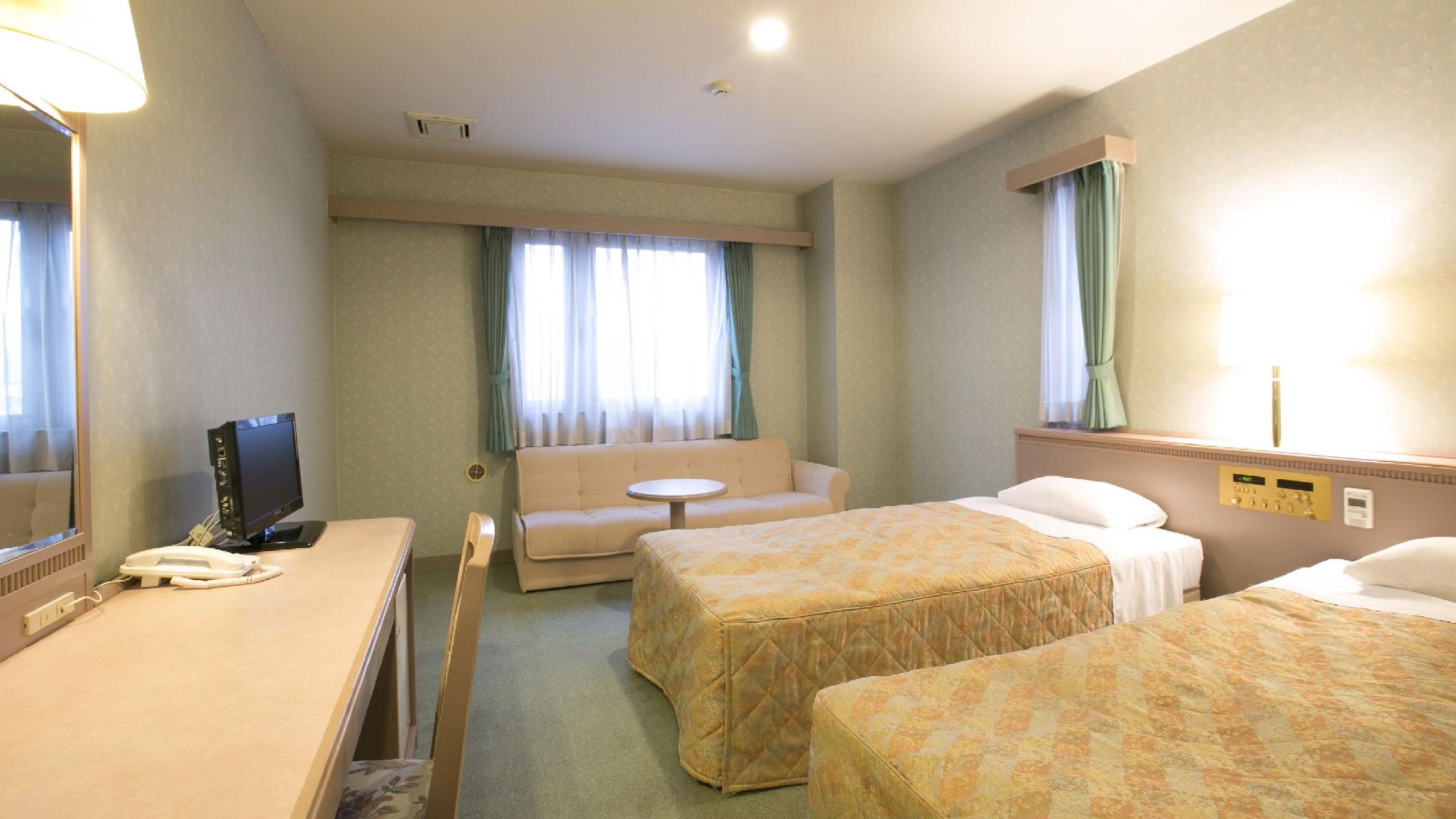 Room, Twin Beds, Annex, Smoking Type Not Guaranteed