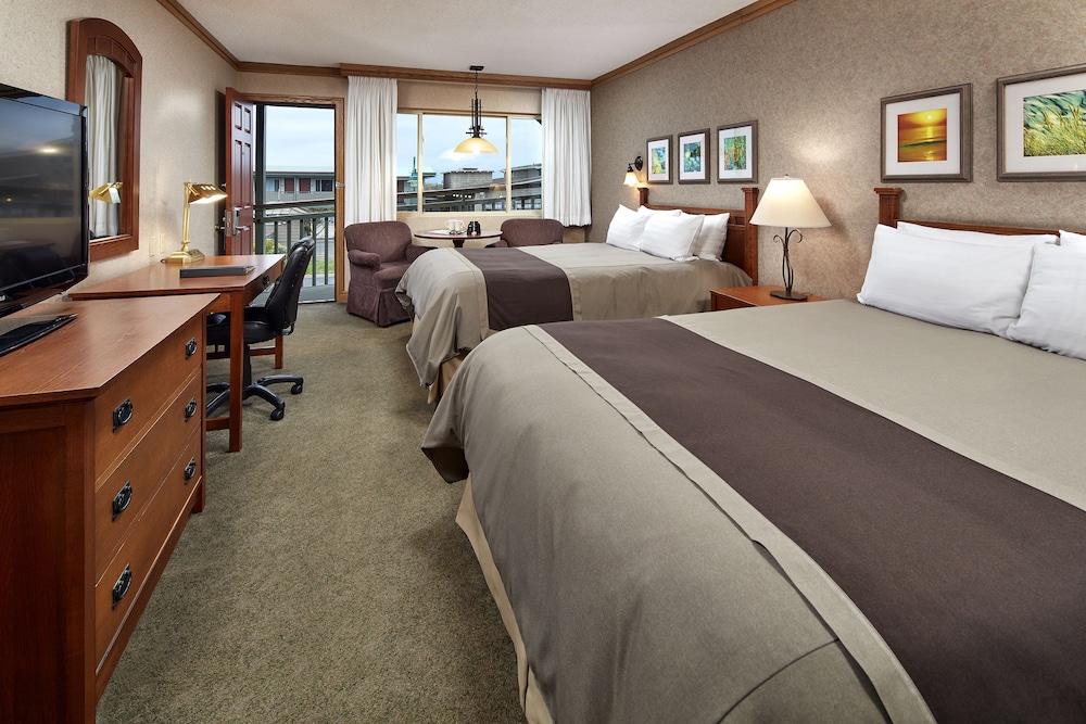 Cavalier Oceanfront Resort 23/67
