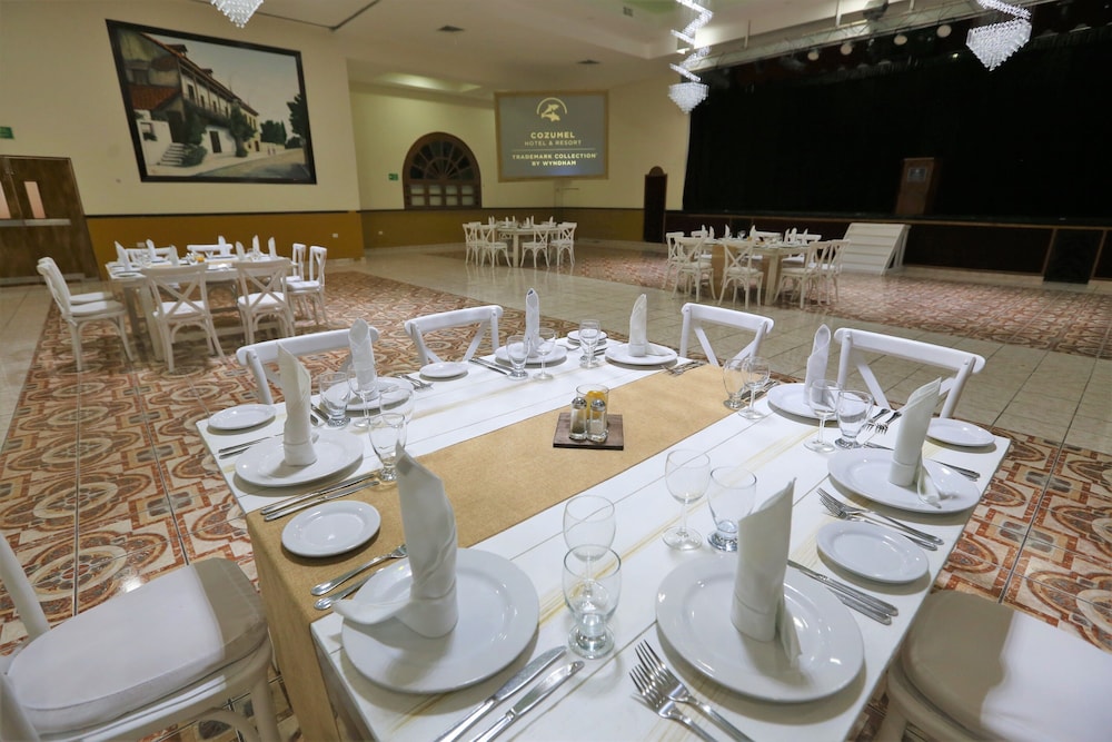 Cozumel Hotel & Resort 45/50