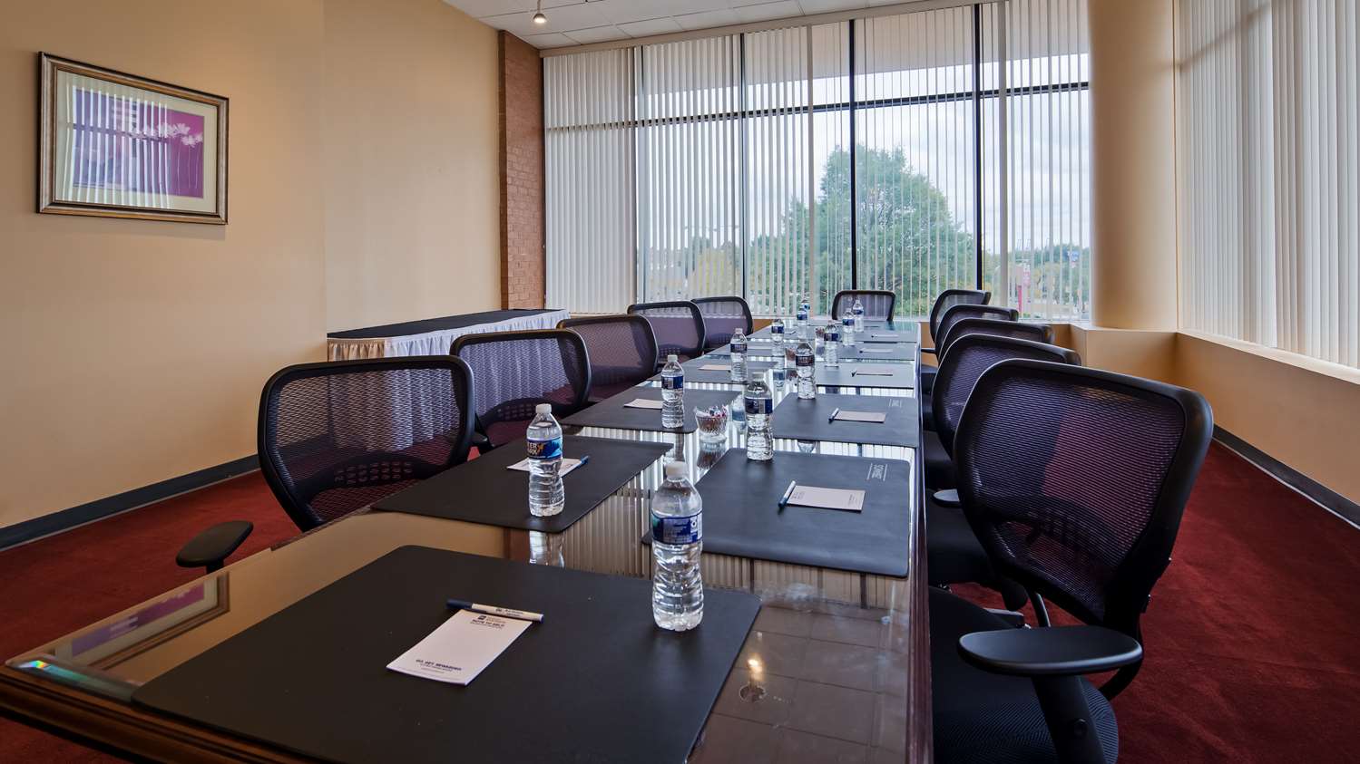 Best Western Plus Hotel & Conference Center 40/46