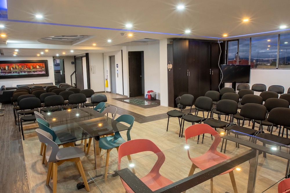 Ayenda 1065 Hotel Wess 38/50