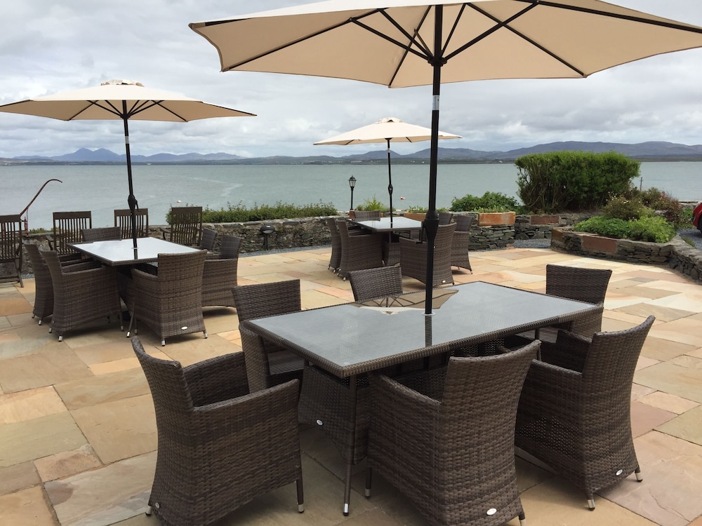 PORT CHARLOTTE HOTEL 32/50
