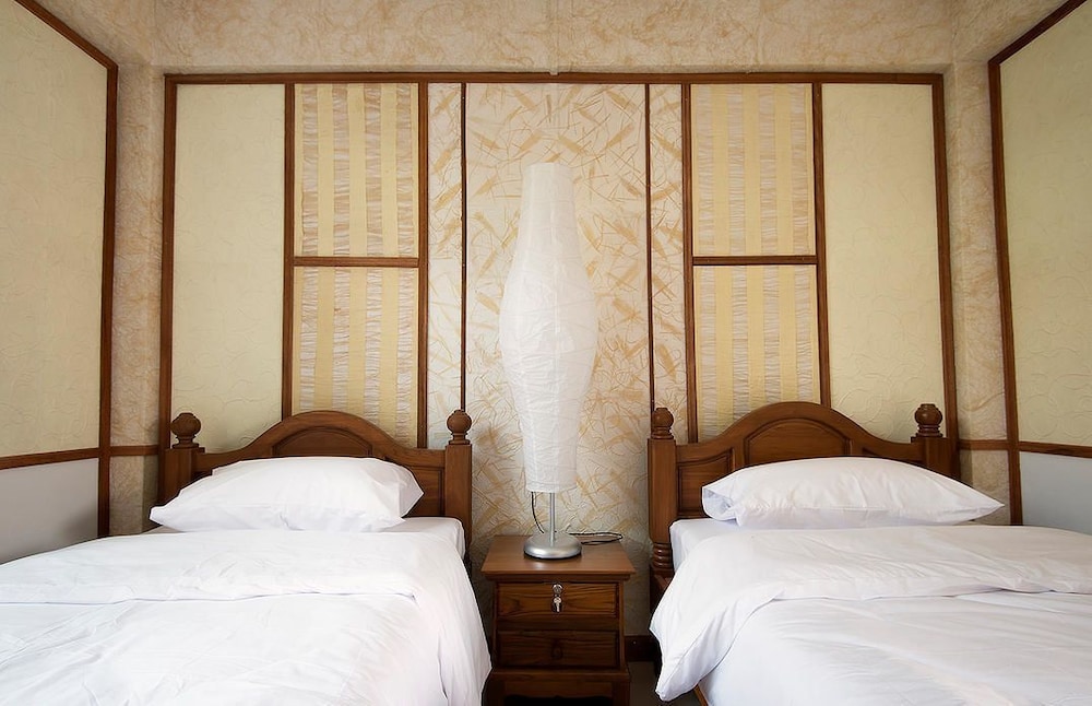 Sailomjoy The Boutique Hostel 8/11