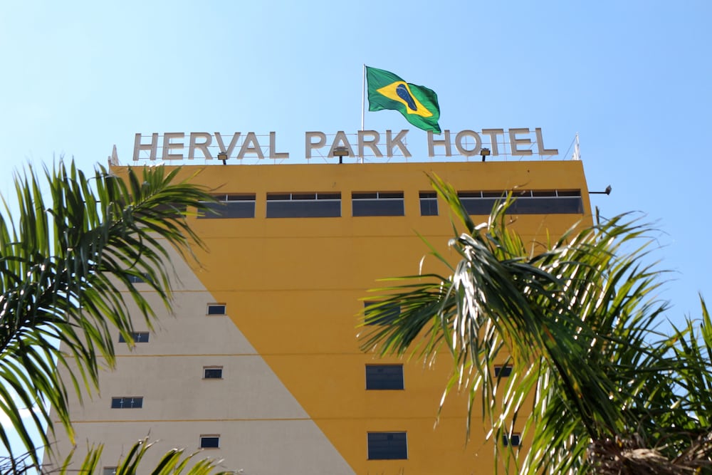 Herval Park Hotel 4/45