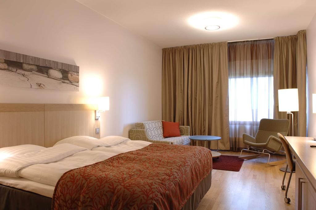 Standard, Double Bed